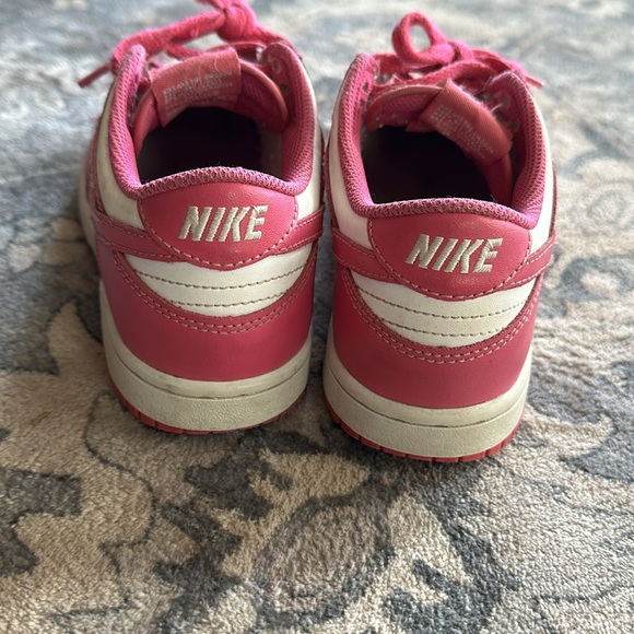 Nike Dunks - Picture 2 of 6